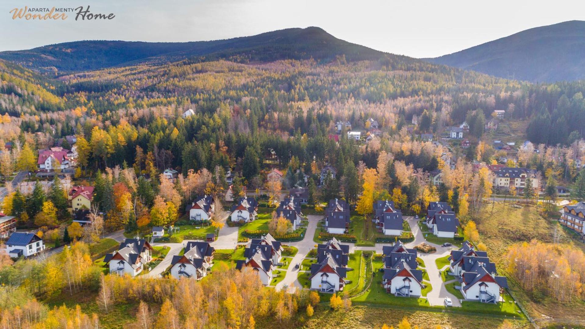 Wonder Home - Domki Gorskie Na Osiedlu Dozorowanym, Z Kominkami I Placem Zabaw Karpacz Exterior foto